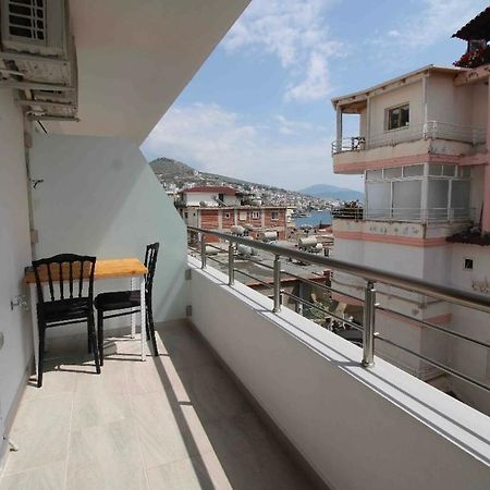 Ersid Apartaments In The Centre Saranda Kültér fotó