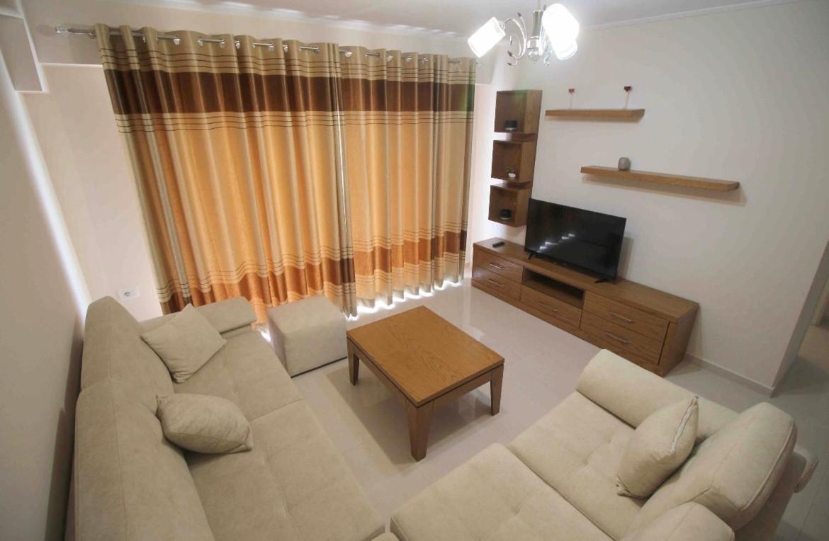 Ersid Apartaments In The Centre Saranda Kültér fotó
