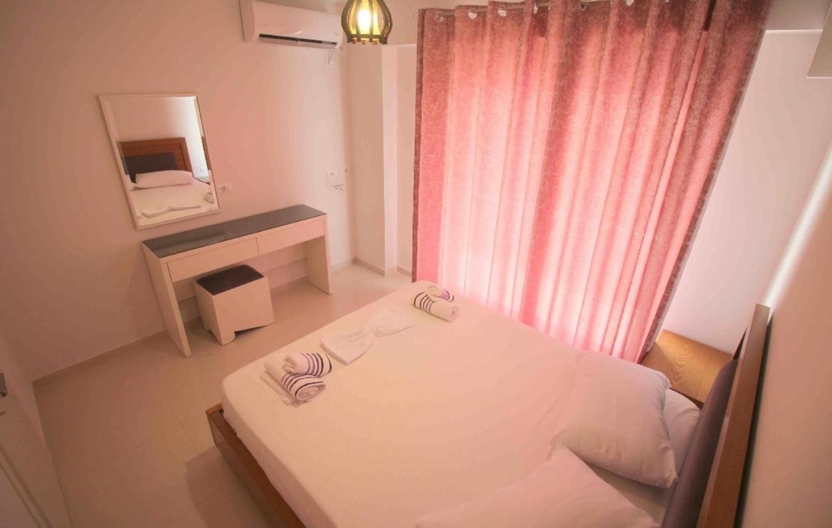 Ersid Apartaments In The Centre Saranda Kültér fotó