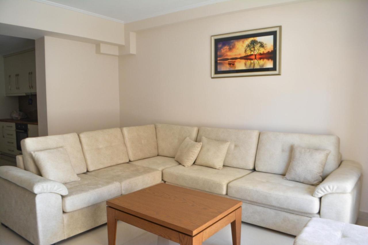 Ersid Apartaments In The Centre Saranda Kültér fotó